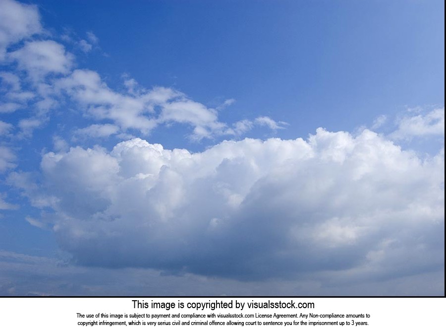 Beauty In Nature ; Blue Sky ; Cloud ; Color Image 