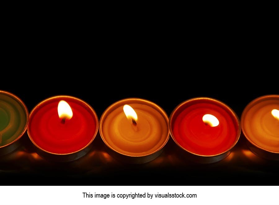 Abundance ; Arranging ; Black background ; Burning