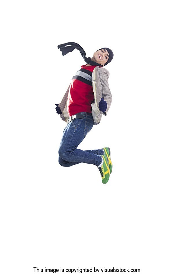 1 Person Only ; 25-30 Years ; Adult Man ; Cap ; Ca