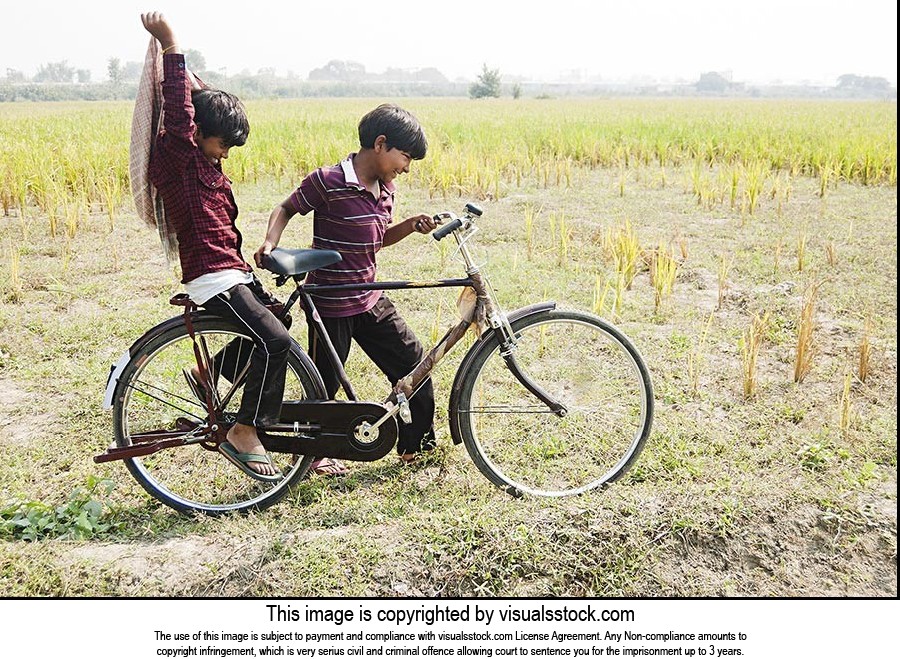 2 People ; Agriculture ; Bicycle ; Bonding ; Boys 