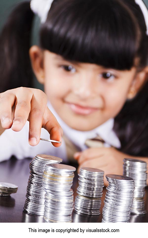 1 Person Only ; Abundance ; Arranging ; Banking an