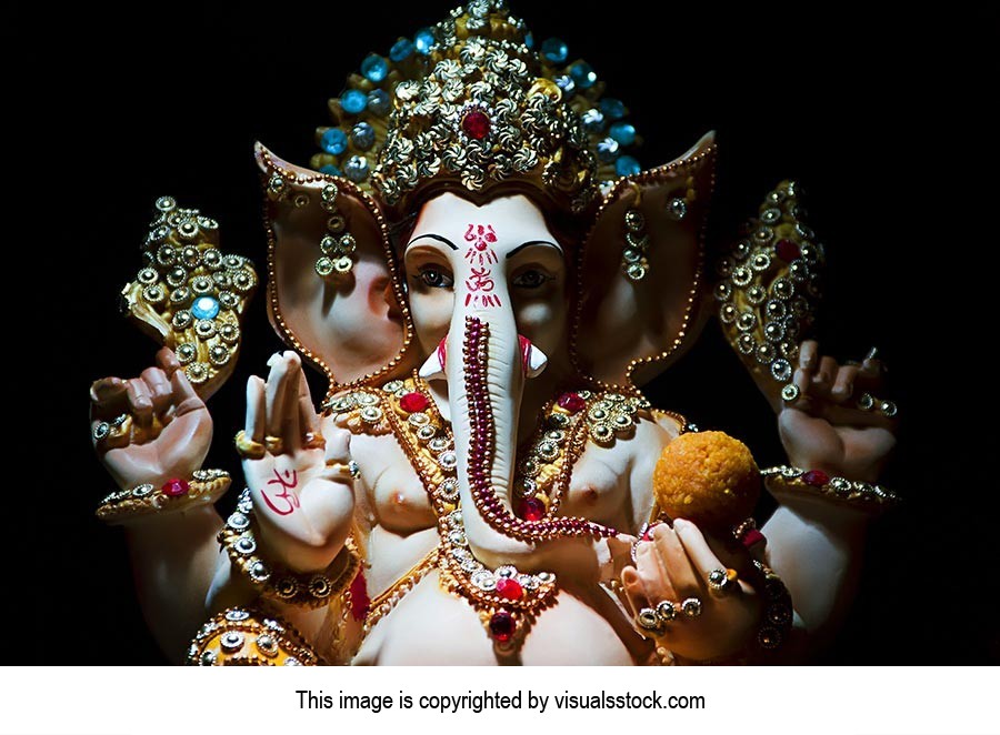 Black Background ; Celebrations ; Close-Up ; Color