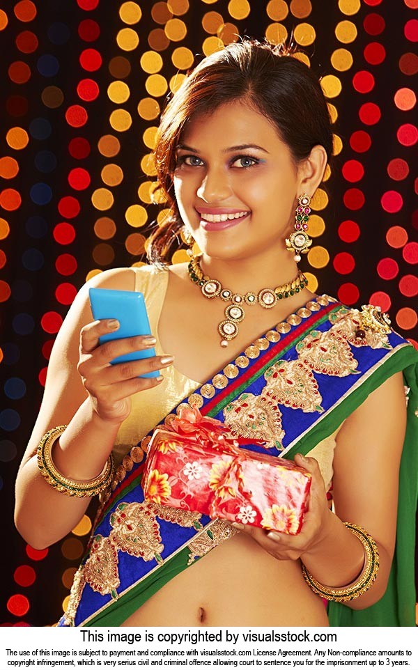 Woman Diwali Gift Message Phone