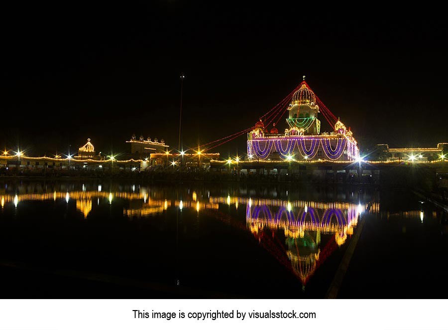 Architecture ; Bangla Sahib ; Buildings ; Celebrat