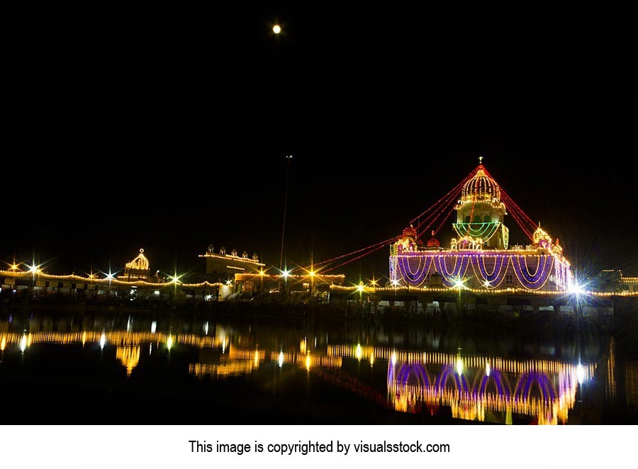 Architecture ; Bangla Sahib ; Buildings ; Celebrat