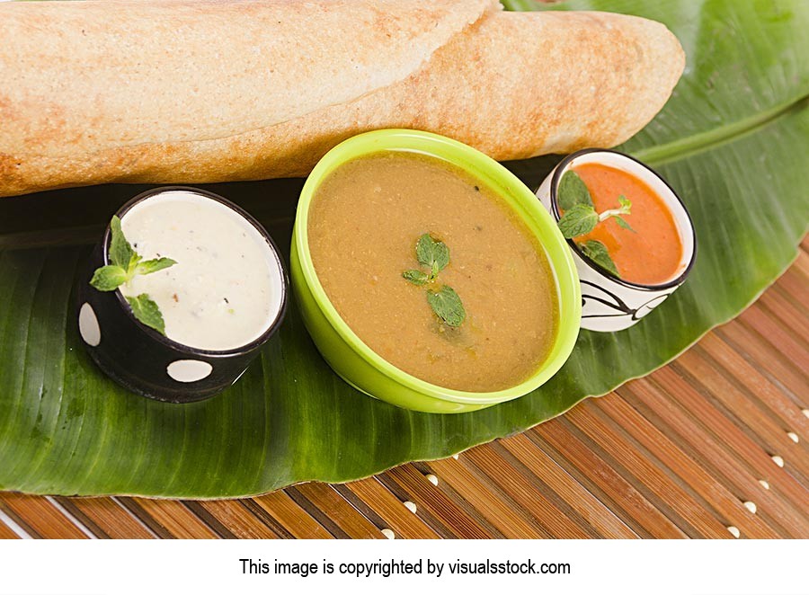 Arranging ; Background ; Banana Leaf ; Bowl ; Chut