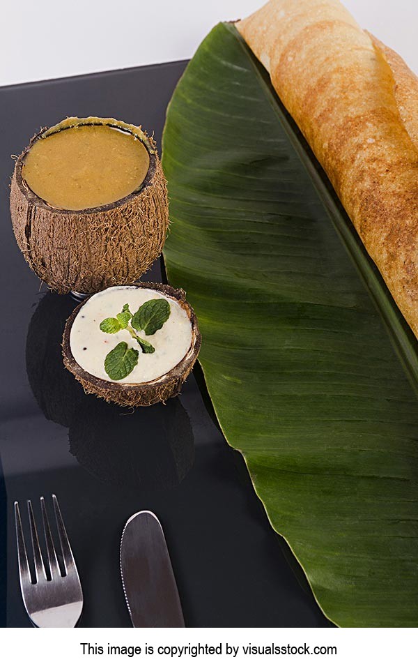 Arranging ; Background ; Banana Leaf ; Chutney ; C