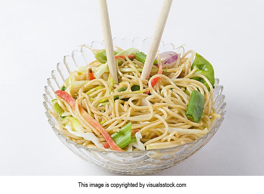 Arranging ; Bowl ; Chinese ; Chopsticks ; Close-Up