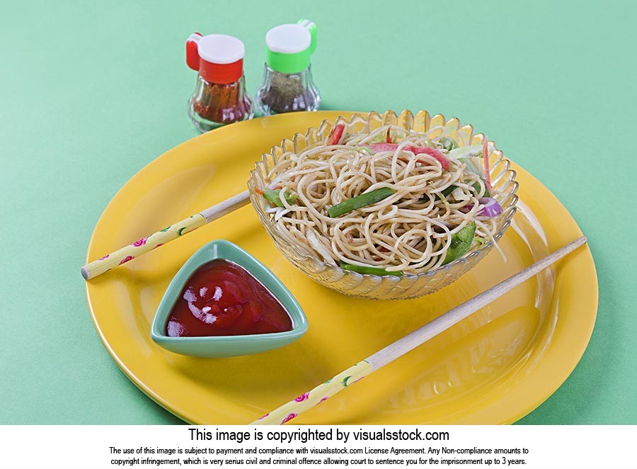 Arranging ; Bowl ; Chinese ; Chopsticks ; Chutney 