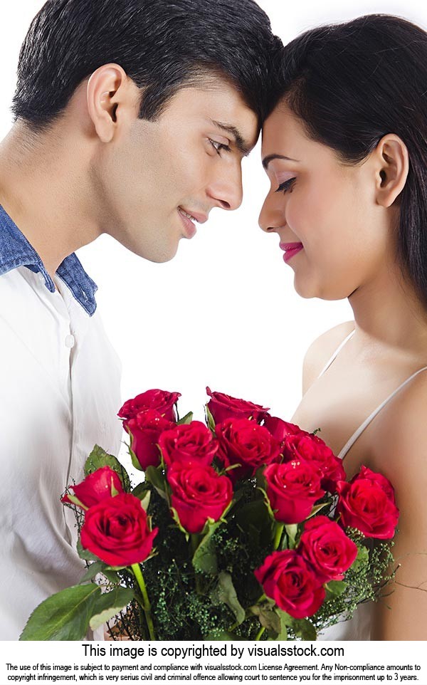 Couple Flowers Valentine s Day Proposing
