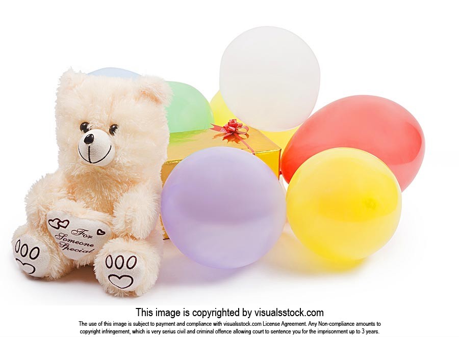 Balloon ; Birthday ; Box ; Celebrations ; Close-up