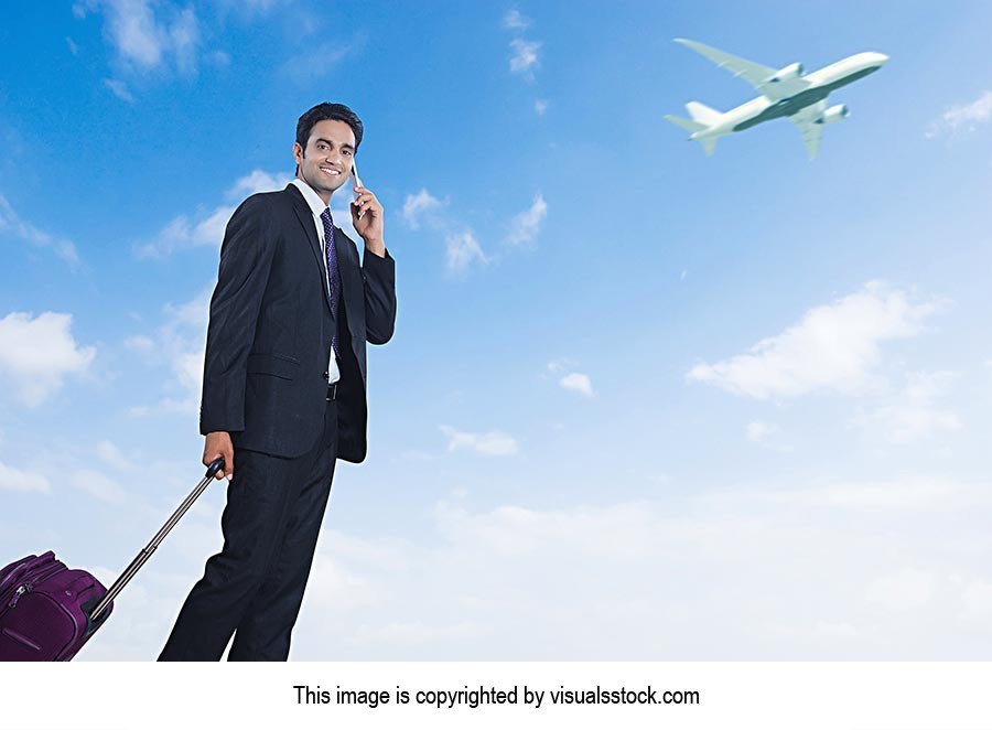 1 Person Only ; 25-30 Years ; Adult Man ; Airplane