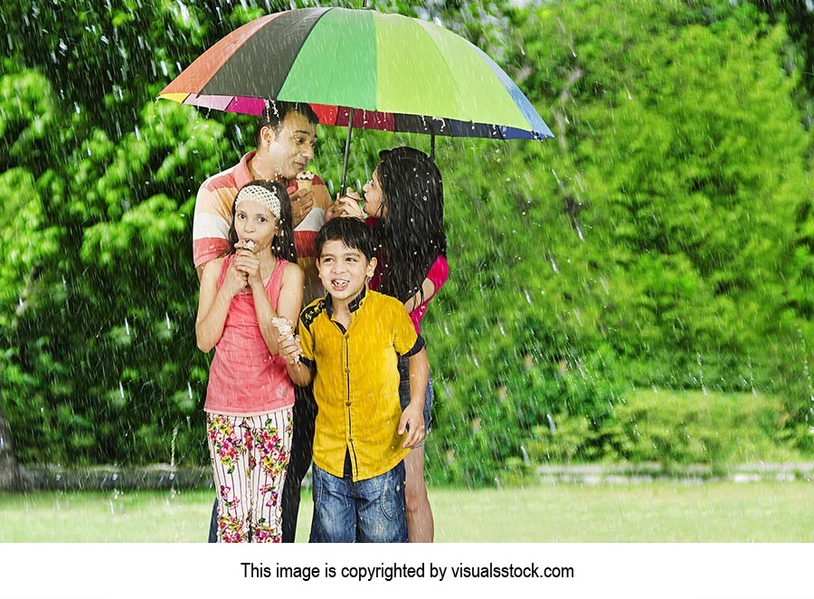 Parents Children Park Rain Umbrella, Eating Icecre