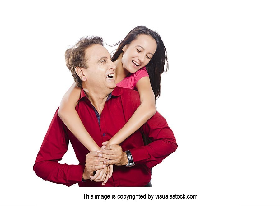 2 People ; 20-25 Years ; 40-50 Years ; Adult Man ;