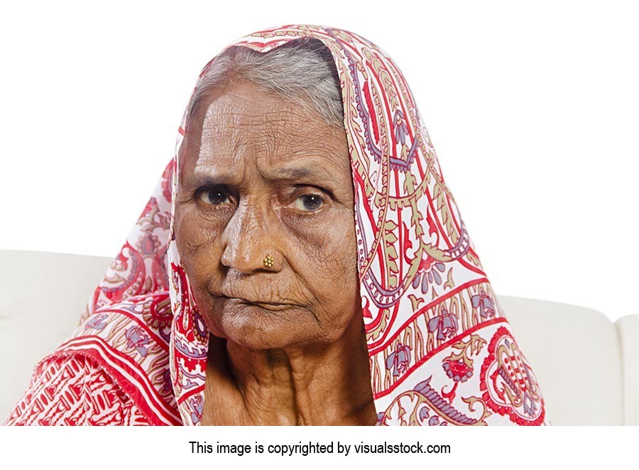 1 Person Only ; 70-80 Years ; Adult Woman ; Aging 