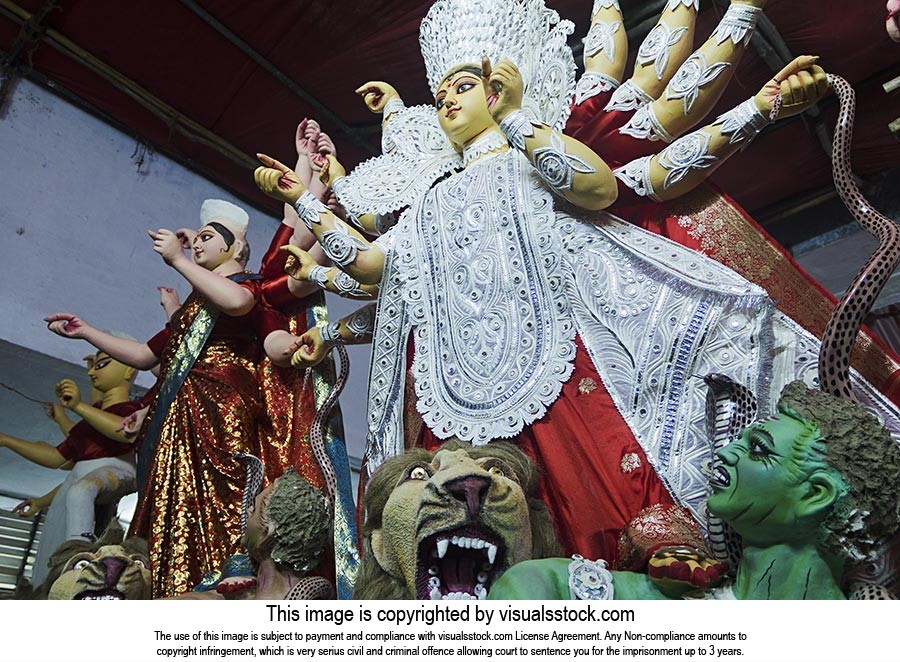 Bengali ; Celebrations ; Color Image ; Customs and
