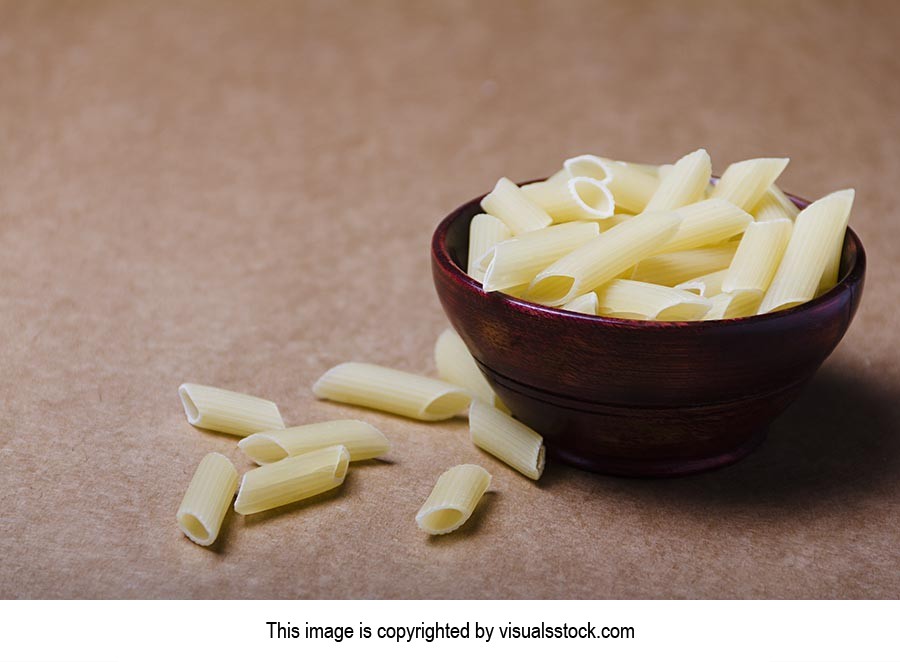 Abundance ; Bowl ; Close-Up ; Color Image ; Colore