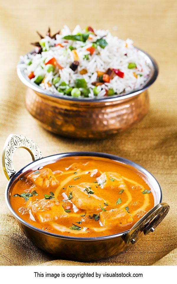 Arranging ; Bowl ; Cheese ; Close-Up ; Color Image