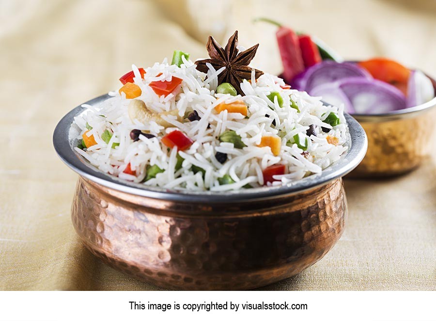 Arranging ; Bowl ; Close-Up ; Color Image ; Cooked