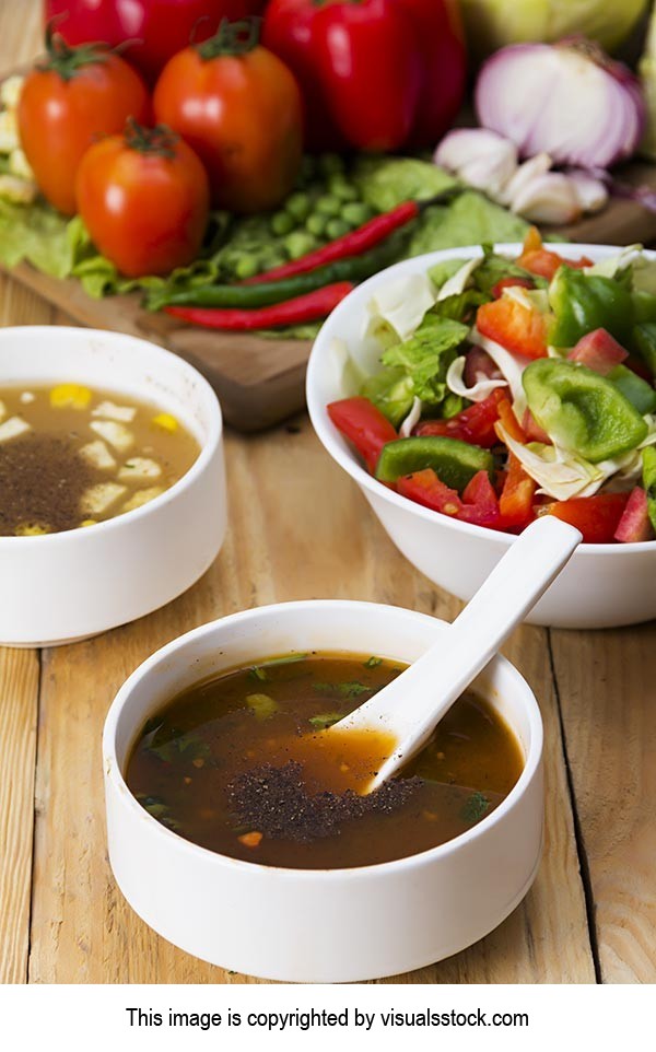 Arranging ; Bowl ; Close-Up ; Color Image ; Cooked