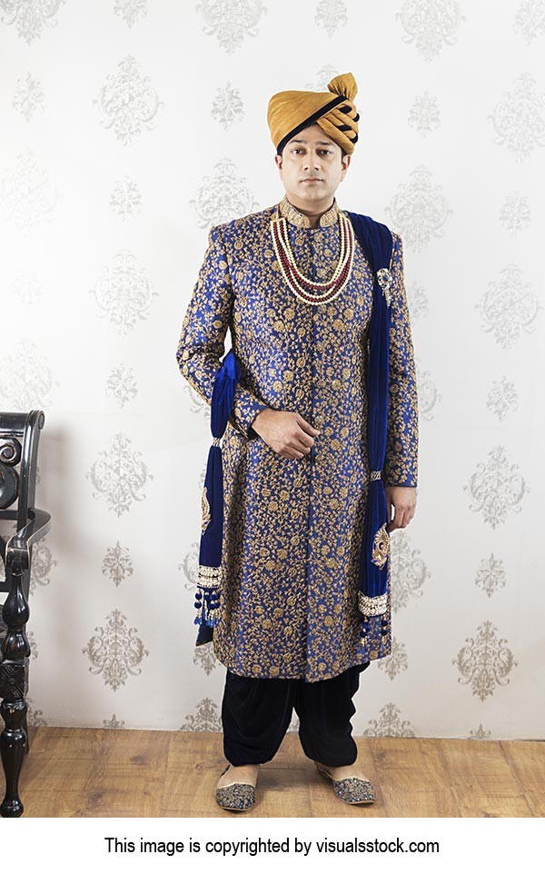 Indian Royal Groom Man Traditional Wedding Wearing Sherwani dress