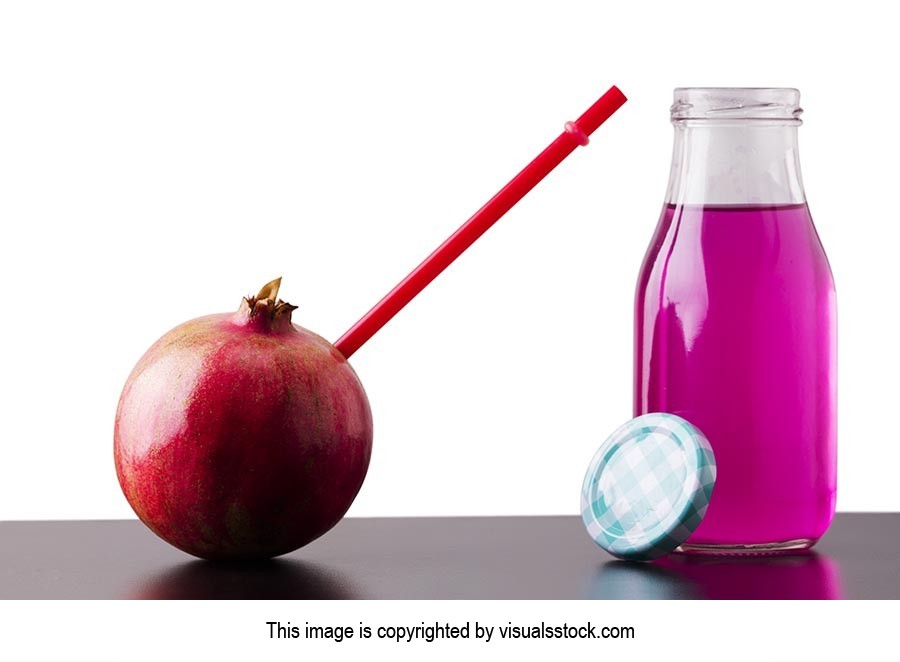 Arranging ; Beverage ; Bottle ; Close-Up ; Color I