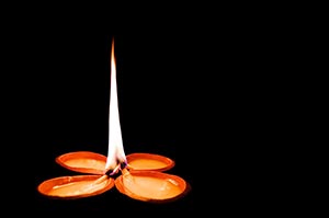 Arranging ; Black background ; Burning ; Celebrati