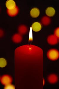 Black Background ; Burning ; Candlelight ; Candles