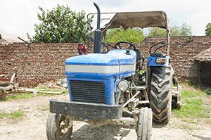 Absence ; Agriculture ; At Home ; Color Image ; Co