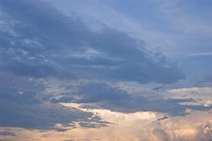 Beauty In Nature ; Cloud ; Color Image ; Cumulus C