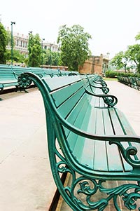 Absence ; Bench ; Color Image ; Courtyard ; Day ; 