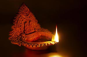 Black Background ; Burning ; Carving ; Celebration