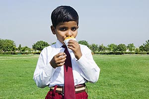 1 Person Only ; Bhelpuri ; Boys ; Color Image ; Co