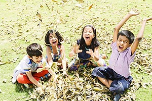 3-5 People ; Arms Raised ; Autumn ; Boys ; Carefre