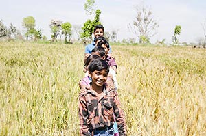 Agriculture ; Boys ; Casual Clothing ; Color Image