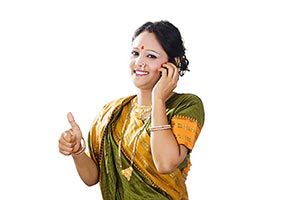 1 Person Only ; 25-30 Years ; Adult Woman ; Bindi 