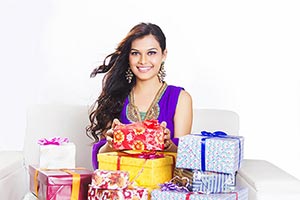Woman Diwali  Present Gifts