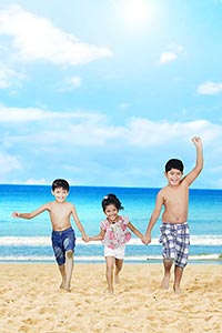 3-5 People ; Beach ; Boys ; Brother ; Carefree ; C