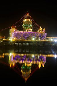 Architecture ; Bangla Sahib ; Buildings ; Celebrat