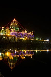 Architecture ; Bangla Sahib ; Buildings ; Celebrat