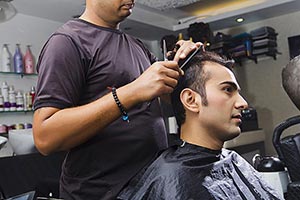 Indian Man Hair Salon