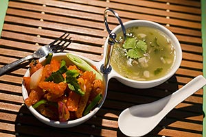 Arranging ; Bowl ; Chilly ; Chinese ; Close-Up ; C