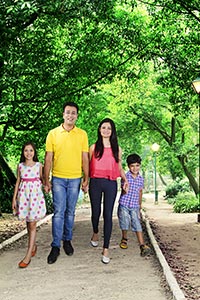 Parents Children Park Walkway Walking