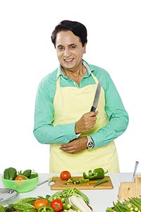 1 Person Only ; 40-50 Years ; Adult Man ; Apron ; 