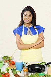 1 Person Only ; 20-25 Years ; Abundance ; Apron ; 