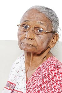 1 Person Only ; 70-80 Years ; Adult Woman ; Aging 