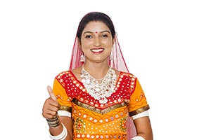 Rajasthani Woman Thumbs up