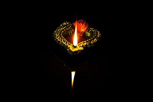 Black Background ; Burning ; Celebrations ; Close-