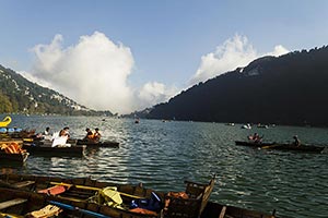 Beauty In Nature ; Boat ; Boating ; Cloud ; Color 