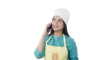 1 Person Only ; 25-30 Years ; Adult Woman ; Apron 